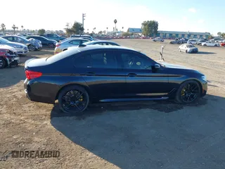 2020 BMW 5 Series 540i с VIN WBAJS1C01LCD20897, выставлен на аукционе IAAI как лот 41279762 с пробегом 62 886 миль миль и . История ставок и продаж доступна на DreamBid. Изображение 14.