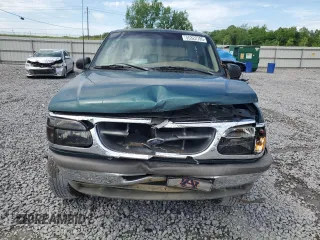 1995 Ford Explorer Eddie Bauer z VIN 1FMDU32X9SUC06085, wystawiony jako Copart lot #55322785 z przebiegiem 248 871 mil mil oraz Szkoda całkowita • Salvage title. Historia ofert i sprzedaży dostępna na DreamBid. Obrazek 5.