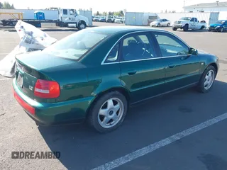 2001 Audi A4 с VIN WAUDH68DX1A084213, выставлен на аукционе IAAI как лот 42056884 с пробегом 80 612 миль миль и . История ставок и продаж доступна на DreamBid. Изображение 4.