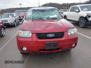2007 Ford Escape Limited with VIN 1FMCU94147KA24935, listed as a IAAI auction lot 41374921 with 111,512 mi miles. Bid and sale history available at carsss.com. Image 13.
