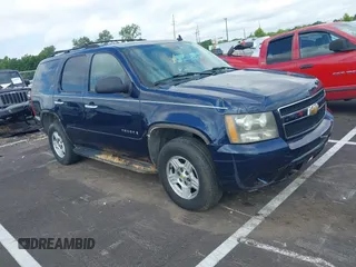 2007 Chevrolet Tahoe LTZ z VIN 1GNFC13J17R171865, wystawiony jako IAAI lot #42472292 z przebiegiem 189 136 mil mil oraz . Historia ofert i sprzedaży dostępna na DreamBid. Obrazek 1.
