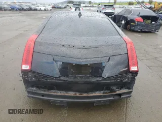 2012 Cadillac CTS-V z VIN 1G6DV1EP4C0137643, wystawiony jako Copart lot #87489284 z przebiegiem Nie podano mil oraz Szkoda całkowita • Salvage title. Historia ofert i sprzedaży dostępna na DreamBid. Obrazek 6.