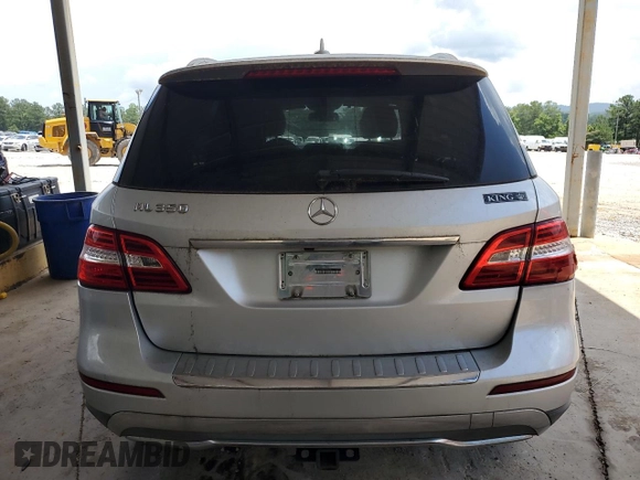 2013 Mercedes-Benz M 350 with VIN 4JGDA5JB8DA240906, listed as a Copart auction lot 60543585 with 156,780 mi miles and Clean title. Bid and sale history available at DreamBid. Image 6.