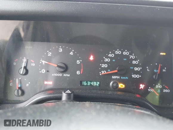 2006 Jeep Wrangler SE with VIN 1J4FA29156P762295, listed as a IAAI auction lot 41669950 with 163,492 mi miles and . Bid and sale history available at DreamBid. Image 7.