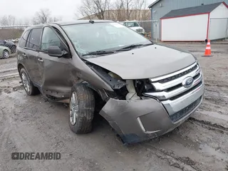2013 Ford Edge SEL with VIN 2FMDK3JC7DBC80800, listed as a IAAI auction lot 42016037 with 189,746 mi miles. Bid and sale history available at carsss.com. Image 1.