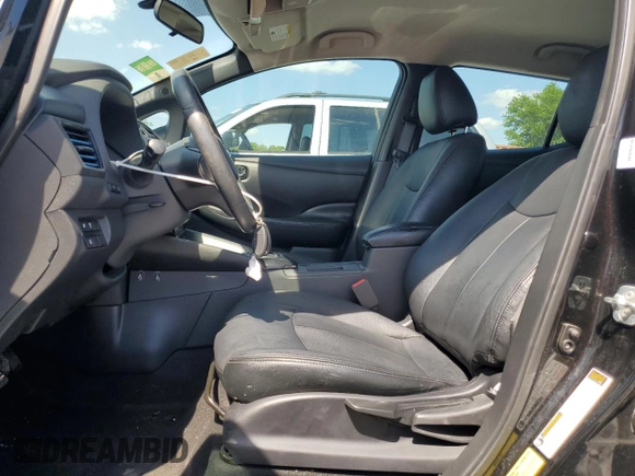 2018 Nissan LEAF SV z VIN 1N4AZ1CP9JC302658, wystawiony jako Copart lot #51009405 z przebiegiem 105 616 mil mil oraz Czysty tytuł • Clean title. Historia ofert i sprzedaży dostępna na DreamBid. Obrazek 7.