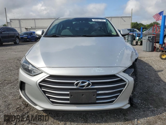 2017 Hyundai Elantra SE z VIN 5NPD74LF2HH162957, wystawiony jako Copart lot #59964165 z przebiegiem 117 667 mil mil oraz Szkoda całkowita • Salvage title. Historia ofert i sprzedaży dostępna na DreamBid. Obrazek 5.