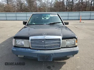 1993 Mercedes-Benz 190 z VIN WDBDA29D9PG074436, wystawiony jako Copart lot #47626005 z przebiegiem 185 226 mil mil oraz Tytuł czysty. Historia ofert i sprzedaży dostępna na DreamBid. Obrazek 5.