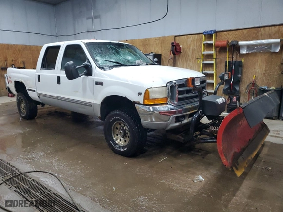 1999 Ford Super Duty F-350 SRW XL with VIN 1FTSW31S9XEE99015, listed as a Copart auction lot 49417645 with 128,553 mi miles and Clean Title. Bid and sale history available at carsss.com. Image 4.
