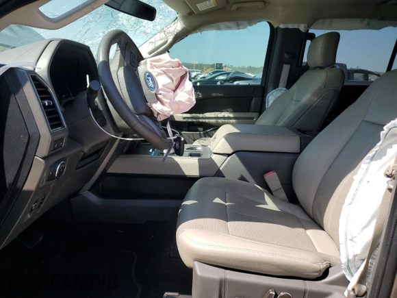 2019 Ford Expedition XLT with VIN 1FMJU1HT7KEA03878, listed as a Copart auction lot 52351735 with 25,615 mi miles and Salvage Title. Bid and sale history available at carsss.com. Image 7.
