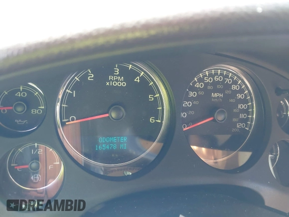 2014 GMC Yukon Denali with VIN 1GKS2EEF3ER181504, listed as a IAAI auction lot 41267224 with 165,478 mi miles. Bid and sale history available at carsss.com. Image 7.