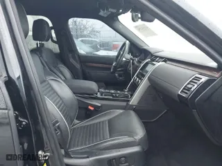 2019 Land Rover Discovery HSE with VIN SALRR2RVXK2413258, listed as a IAAI auction lot 41534294 with 56,437 mi miles. Bid and sale history available at carsss.com. Image 5.