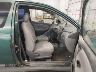 2000 Toyota ECHO z VIN JTDAT1230Y0050255, wystawiony jako IAAI lot #42211177 z przebiegiem 336 971 mil mil oraz . Historia ofert i sprzedaży dostępna na DreamBid. Obrazek 5.