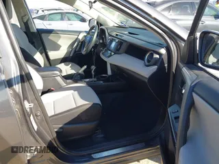 2018 Toyota RAV4 XLE with VIN 2T3WFREV0JW451962, listed as a IAAI auction lot 41670185 with 75,718 mi miles. Bid and sale history available at carsss.com. Image 5.