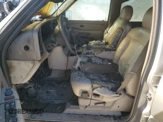2002 Chevrolet Suburban Z71 with VIN 3GNFK16Z22G245579, listed as a Copart auction lot 42676975 with 0 mi miles and Salvage Title. Bid and sale history available at carsss.com. Image 7.