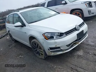 2016 Volkswagen Golf SportWagen TSI S with VIN 3VWC17AU3GM521884, listed as a IAAI auction lot 41706068 with 68,560 mi miles. Bid and sale history available at carsss.com. Image 1.