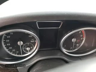 2013 Mercedes-Benz M 350 z VIN 4JGDA2EB1DA241808, wystawiony jako Copart lot #87596005 z przebiegiem Nie podano mil oraz Szkoda całkowita • Salvage title. Historia ofert i sprzedaży dostępna na DreamBid. Obrazek 9.
