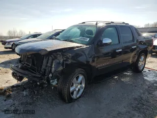 2013 Chevrolet Avalanche LT with VIN 3GNTKFE76DG249346, listed as a Copart auction lot 48689005 with 102,289 mi miles and Clean Title. Bid and sale history available at carsss.com. Image 1.