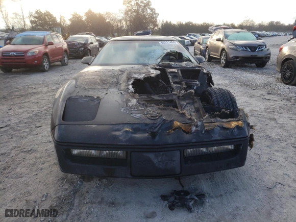 1985 Chevrolet Corvette with VIN 1G1YY0788F5138977, listed as a Copart auction lot 82021484 with 0 mi miles and Non Repairable. Bid and sale history available at carsss.com. Image 5.