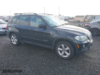 2010 BMW X5 35d with VIN 5UXFF0C53ALJ99964, listed as a IAAI auction lot 40891521 with 235,084 mi miles. Bid and sale history available at carsss.com. Image 1.