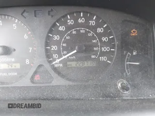 1999 Chevrolet Prizm z VIN 1Y1SK5280XZ445777, wystawiony jako IAAI lot #42138329 z przebiegiem 228 719 mil mil oraz . Historia ofert i sprzedaży dostępna na DreamBid. Obrazek 15.