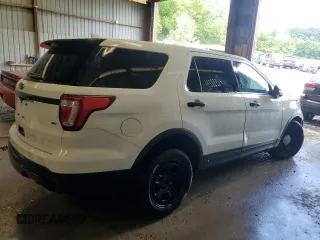 2017 Ford Police Interceptor Utility с VIN 1FM5K8AR6HGD13595, выставлен на аукционе Copart как лот 61928875 с пробегом Не указан миль и Списание • Salvage title. История ставок и продаж доступна на DreamBid. Изображение 3.
