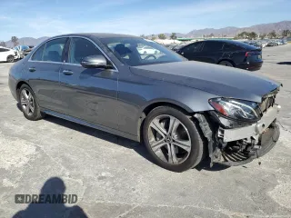 2020 Mercedes-Benz E-Class E 350 with VIN W1KZF8DB9LA829265, listed as a Copart auction lot 42618075 with 52,114 mi miles and Salvage Title. Bid and sale history available at carsss.com. Image 4.