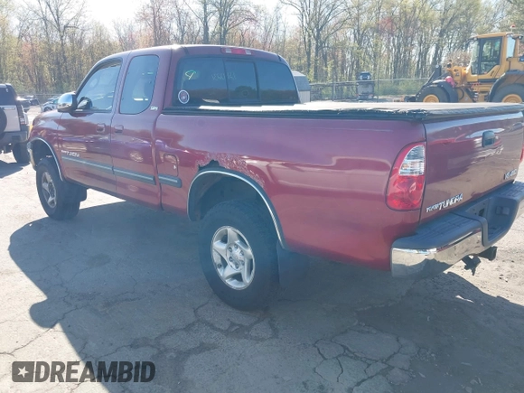 2000 Toyota Tundra SR5 with VIN 5TBBT4411YS065998, listed as a IAAI auction lot 42142231 with 171,340 mi miles and . Bid and sale history available at DreamBid. Image 3.