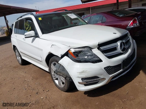 2014 Mercedes-Benz GLK-Class GLK 250 BlueTEC with VIN WDCGG0EB5EG310304, listed as a IAAI auction lot 41908998 with 1 mi miles. Bid and sale history available at carsss.com. Image 1.