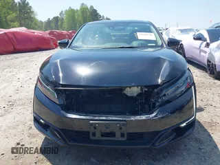 2018 Honda Clarity Plug-In Hybrid Touring with VIN JHMZC5F33JC011358, listed as a IAAI auction lot 42010720 with 61,366 mi miles. Bid and sale history available at carsss.com. Image 12.