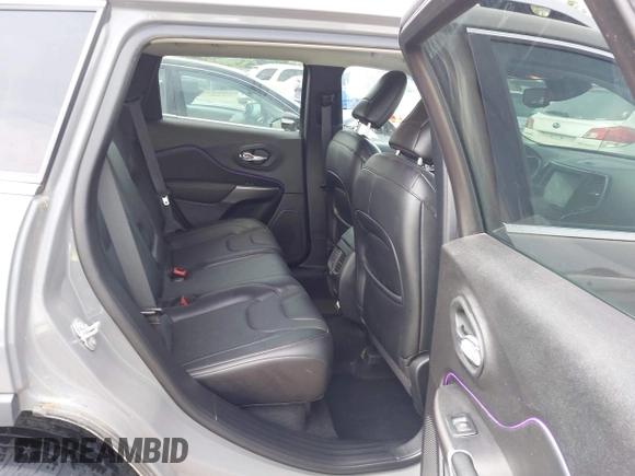 2021 Jeep Cherokee Latitude Lux with VIN 1C4PJMMX8MD147868, listed as a IAAI auction lot 42469226 with 115,829 mi miles and . Bid and sale history available at DreamBid. Image 8.