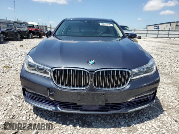 2016 BMW 7 Series 750i xDrive z VIN WBA7F2C54GG416163, wystawiony jako Copart lot #53981095 z przebiegiem 91 822 mil mil oraz Szkoda całkowita • Salvage title. Historia ofert i sprzedaży dostępna na DreamBid. Obrazek 5.