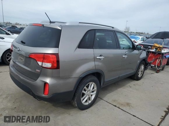 2014 Kia Sorento LX with VIN 5XYKT4A74EG515183, listed as a Copart auction lot 45332975 with 126,082 mi miles and Salvage Title. Bid and sale history available at carsss.com. Image 3.