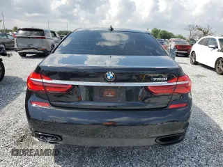 2018 BMW 7 Series 750i z VIN WBA7F0C58JGM22981, wystawiony jako Copart lot #58816625 z przebiegiem 6 213 mil mil oraz Szkoda całkowita • Salvage title. Historia ofert i sprzedaży dostępna na DreamBid. Obrazek 6.
