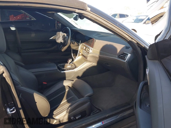 2023 BMW 4 Series M440i with VIN WBA53AT09PCL49954, listed as a IAAI auction lot 41478951 with 27,105 mi miles and . Bid and sale history available at DreamBid. Image 5.