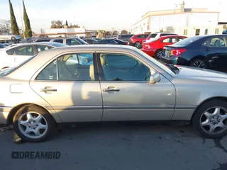1995 Mercedes-Benz C with VIN WDBHA28E2SF191740, listed as a IAAI auction lot 41172625 with 331,540 mi miles. Bid and sale history available at carsss.com. Image 13.