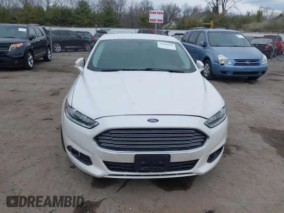 2015 Ford Fusion SE with VIN 3FA6P0HD9FR203805, listed as a IAAI auction lot 41880129 with 136,637 mi miles. Bid and sale history available at carsss.com. Image 12.