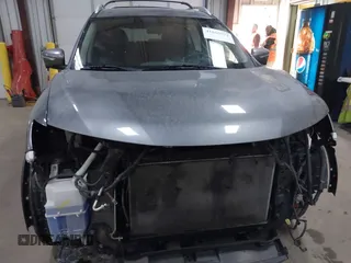 2015 Nissan Rogue SV with VIN 5N1AT2MV8FC846568, listed as a IAAI auction lot 41665072 with 105,841 mi miles. Bid and sale history available at carsss.com. Image 13.