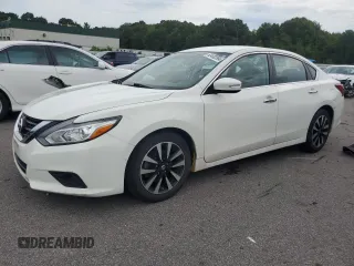 2018 Nissan Altima SV with VIN 1N4AL3AP3JC248838, listed as a Copart auction lot 63492094 with 77,143 mi miles and Salvage Title. Bid and sale history available at carsss.com. Image 1.