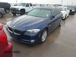 2012 BMW 5 Series 528i z VIN WBAXG5C54CDX04629, wystawiony jako IAAI lot #42360312 z przebiegiem 131 603 mil mil oraz . Historia ofert i sprzedaży dostępna na DreamBid. Obrazek 2.