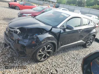 2020 Toyota C-HR LE z VIN JTNKHMBX9L1092755, wystawiony jako Copart lot #54551735 z przebiegiem 85 375 mil mil oraz Szkoda całkowita • Salvage title. Historia ofert i sprzedaży dostępna na DreamBid. Obrazek 1.