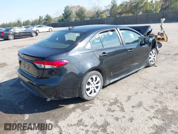 2022 Toyota Corolla LE with VIN 5YFEPMAE2NP373203, listed as a IAAI auction lot 41540927 with Not Provided miles and . Bid and sale history available at carsss.com. Image 4.
