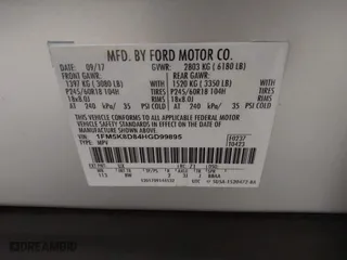 2017 Ford Explorer XLT with VIN 1FM5K8D84HGD99895, listed as a IAAI auction lot 41637419 with 82,128 mi miles. Bid and sale history available at carsss.com. Image 9.