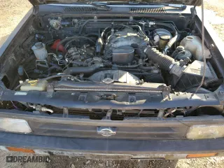 1992 Nissan Pathfinder LE with VIN JN8HD17S3NW009191, listed as a Copart auction lot 88817005 with 309,878 mi miles and Salvage Title. Bid and sale history available at carsss.com. Image 12.