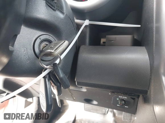 2004 Honda Element EX with VIN 5J6YH28524L038514, listed as a IAAI auction lot 41895782 with 162,483 mi miles and . Bid and sale history available at DreamBid. Image 11.