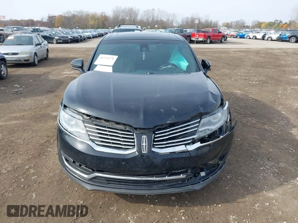 2016 Lincoln MKX Reserve with VIN 2LMTJ8LP3GBL71597, listed as a IAAI auction lot 40722178 with 230,704 mi miles. Bid and sale history available at carsss.com. Image 12.