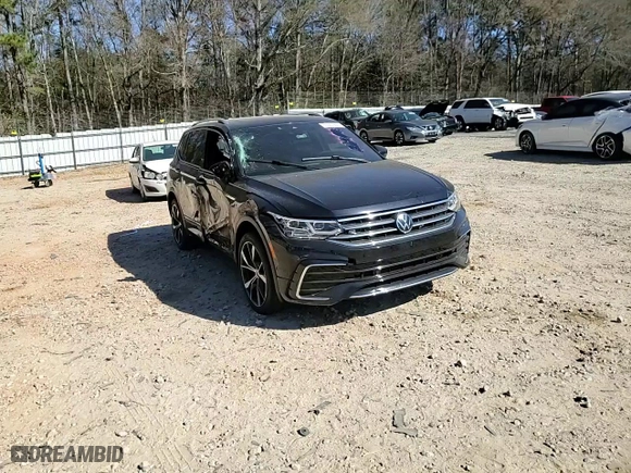 2022 Volkswagen Tiguan SEL R-Line with VIN 3VV4B7AX7NM108752, listed as a Copart auction lot 50031225 with 40,122 mi miles and Non Repairable. Bid and sale history available at carsss.com. Image 12.