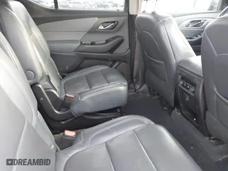 2021 Chevrolet Traverse LT Leather with VIN 1GNERHKW5MJ115986, listed as a IAAI auction lot 41420730 with 122,518 mi miles. Bid and sale history available at carsss.com. Image 8.