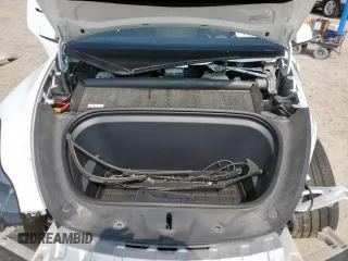 2024 Tesla Model Y Long Range с VIN 7SAYGDEE5RA261374, выставлен на аукционе Copart как лот 57666185 с пробегом 30 174 миль миль и Списание • Salvage title. История ставок и продаж доступна на DreamBid. Изображение 11.