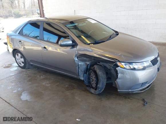 2012 Kia Forte EX with VIN KNAFU4A27C5557532, listed as a IAAI auction lot 41877899 with 77,035 mi miles. Bid and sale history available at carsss.com. Image 1.